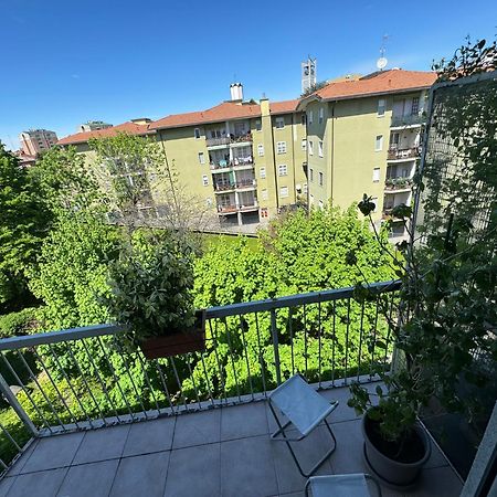 San Siro Suites Margot & Fiera Милано Екстериор снимка